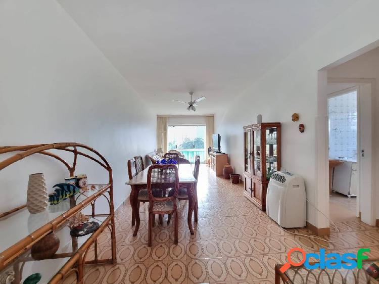 AMPLO APARTAMENTO: 03 DORMITÓRIOS 300m DO MAR!
