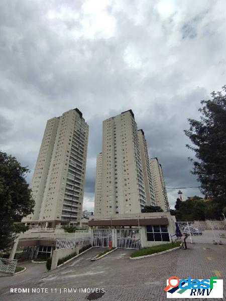 Apartamento mobiliado no Condomínio Arcádia.