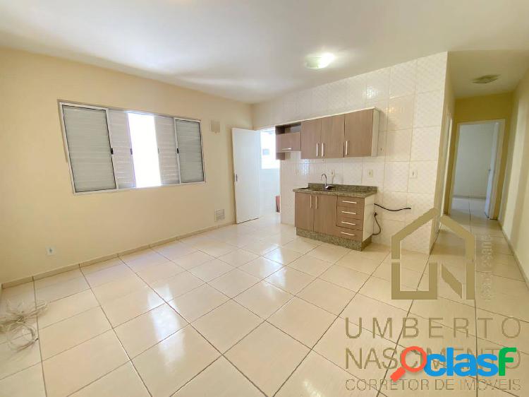 Apartamento semi mobiliado no bairro Velha Blumenau Santa