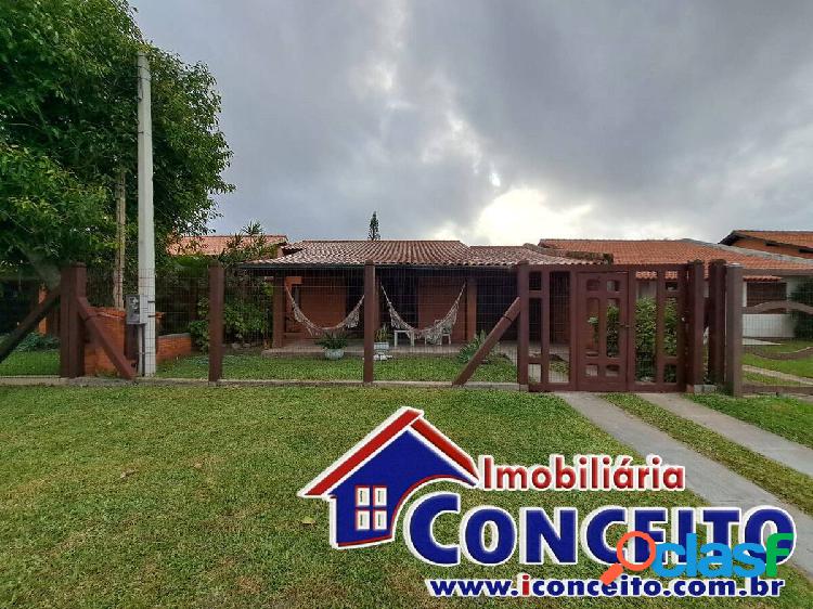 C1093 - Linda residência com 3 dormitórios localizada no