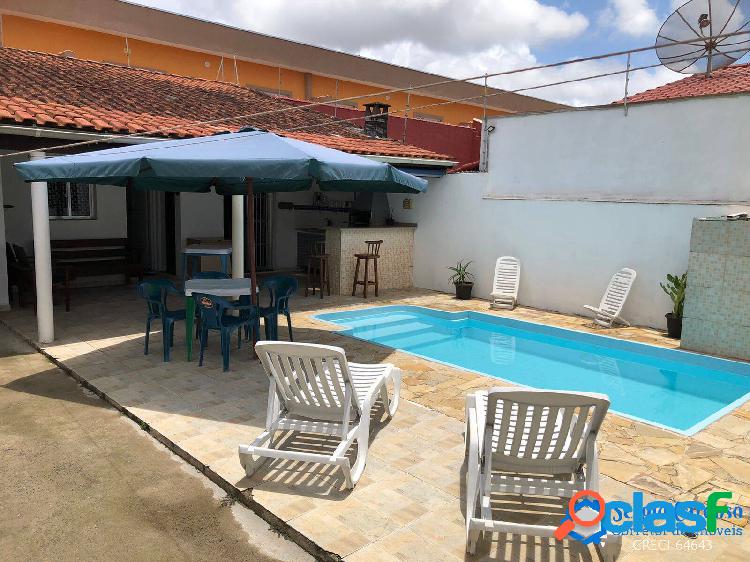 CASA 3 QUARTOS- PISCINA-CHURRASQUEIRA +SÓTON+ EDÍCULA-200