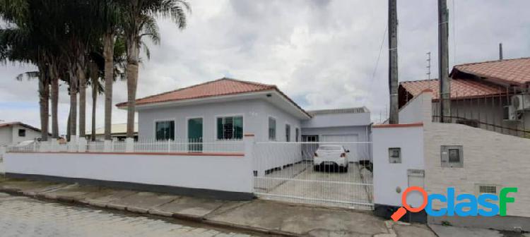 CASA A VENDA BAIRRO PRAÇA TIJUCAS SC