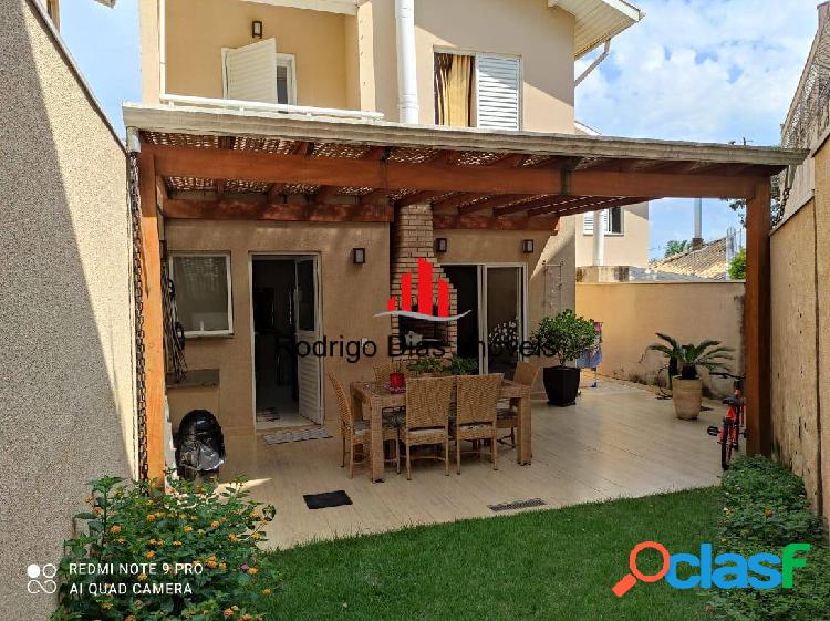 CASA COM EDÍCULA NO RESIDENCAL MORADA DO HORTO EM