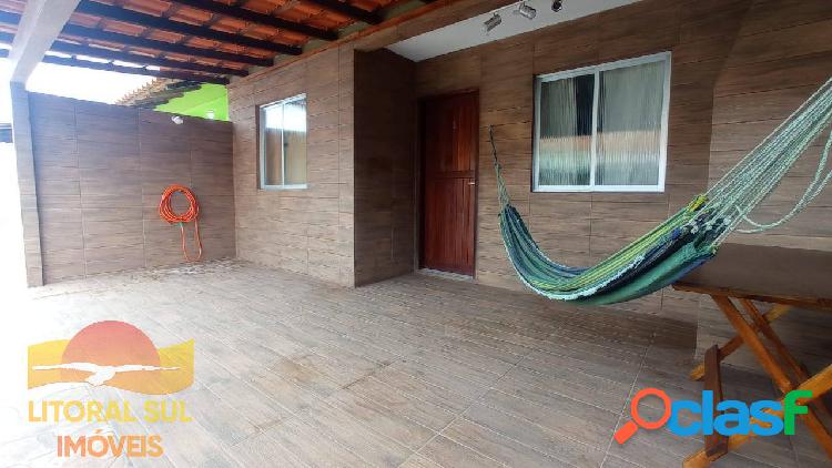 Casa geminada á venda no bairro Eliana em Guaratuba-PR