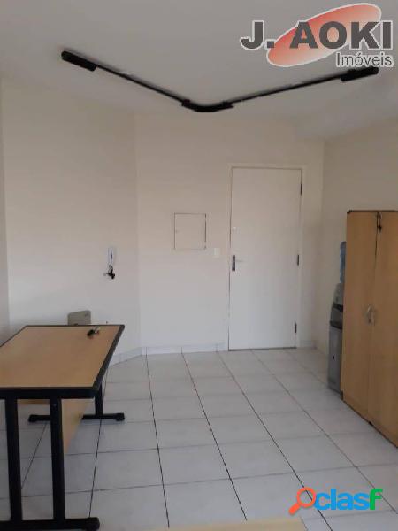 Sala comercial para aluguel e venda tem 25 m² em Bosque da