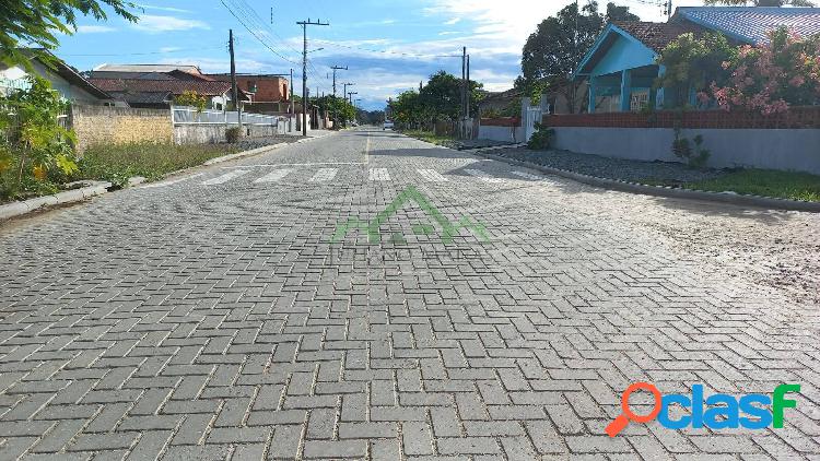 Terreno com AT de 420m, à venda em Balneário Barra do Sul