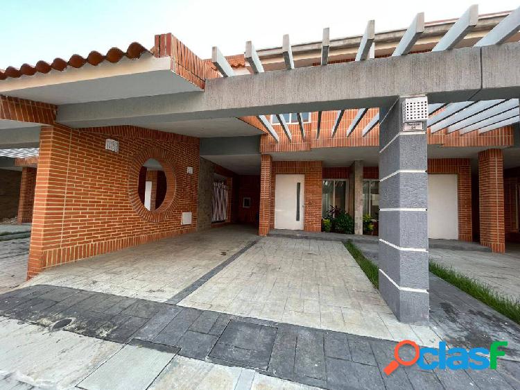 Townhouse en VENTA. Terrazas del Camoruco, Urb. Valles de