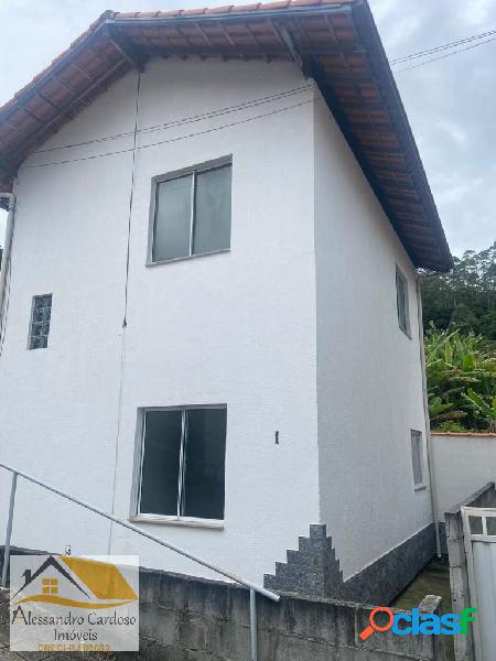 Vendo casa Duplex em Varginha