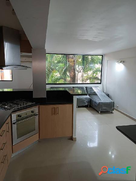 Apartamento Amoblado en Las Chimeneas -Res. Pedregal