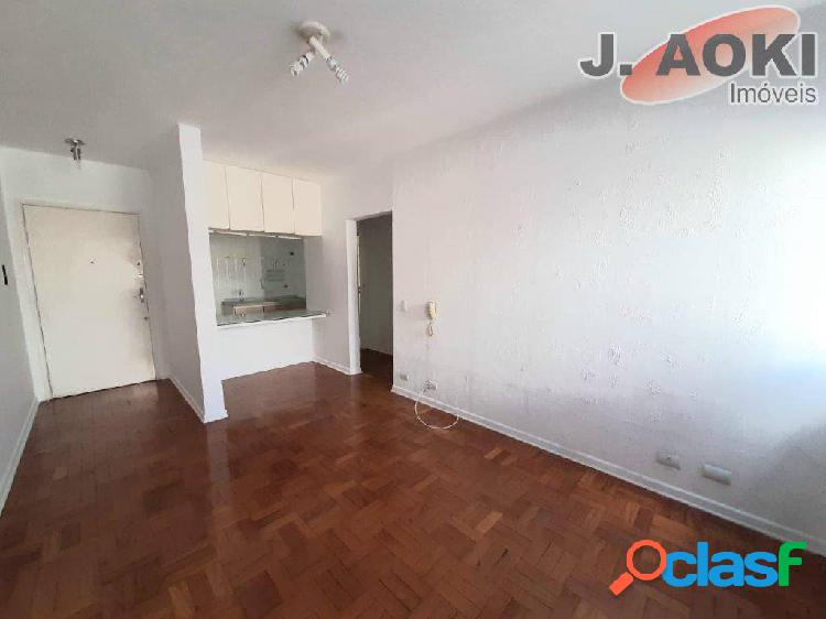 Apartamento para aluguel possui 50 m² com 1 quarto em Vila