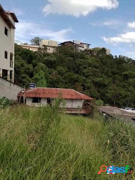 Casa com Lote para venda e/ou locação no bairro Monte