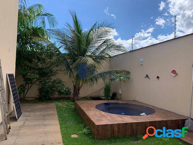 Excelente Casa com Piscina em Araguaína Tocantins à Venda