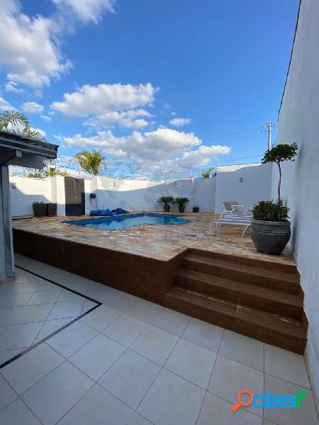 CASA TÉRREA COM PISCINA NO BAIRRO TERRA BRANCA EM BAURU