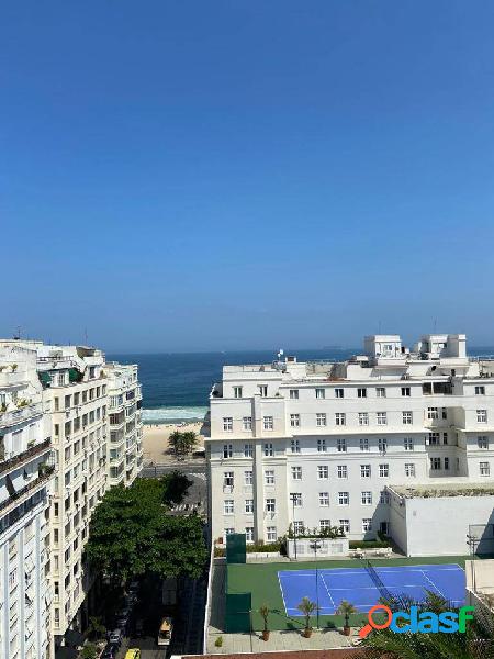 Cobertura para retrofit em Copacabana com 122m2