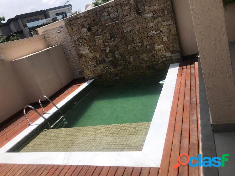 Linda Casa de 4 qtos e 238m² no Riviera Del Sol - Recreio