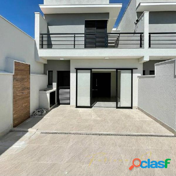 Linda casa recém construída no Parque Jambeiro