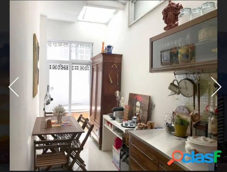 Lindo apartamento no Leblon