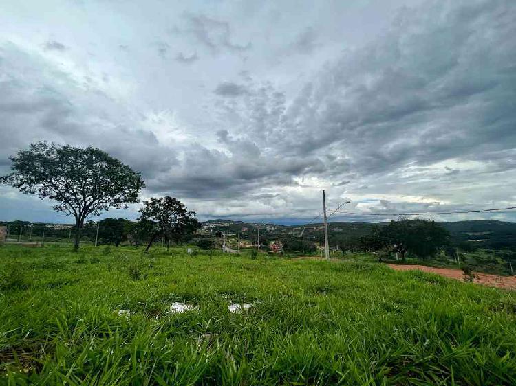 Lote, Aeronautas, 0 Quarto, 0 Vaga, 0 Suíte