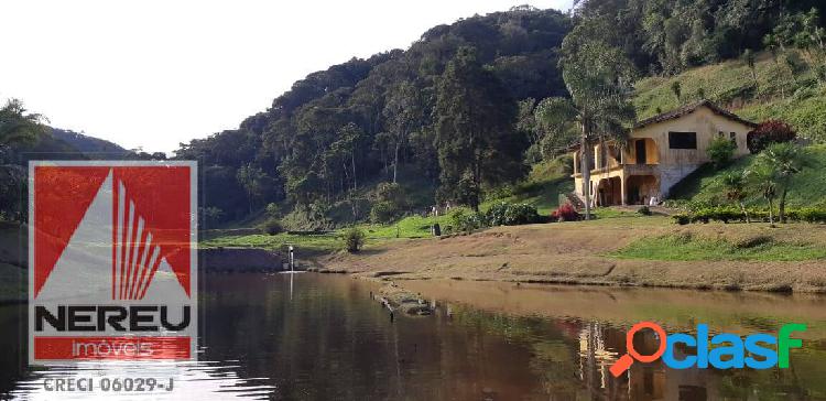 BELO SÍTIO COM LAGOS E NASCENTE EM JUQUITIBA