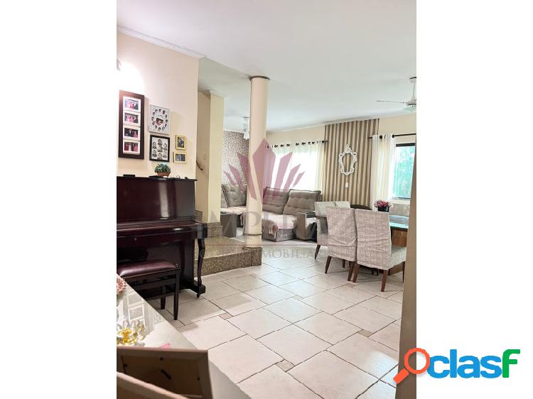 Casa no Condomínio Village R3 Taubaté