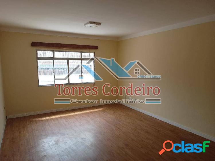 Sobrado - 1 dorm. - 1 vaga coberta - Próximo ao Metrô Vila