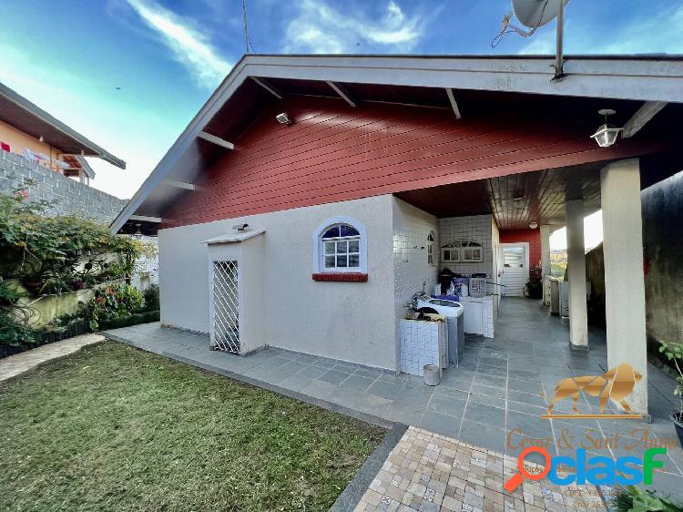 Casa a venda Vila Elisa em Campos do Jordão-SP