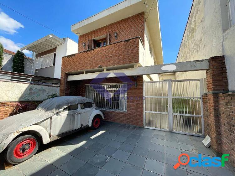SOBRADO A VENDA COM 192M² 4 QUARTOS 2 SUÍTES E 3 VAGAS NO