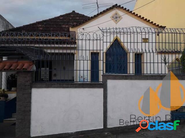 2 CASAS COM 6 QUARTOS