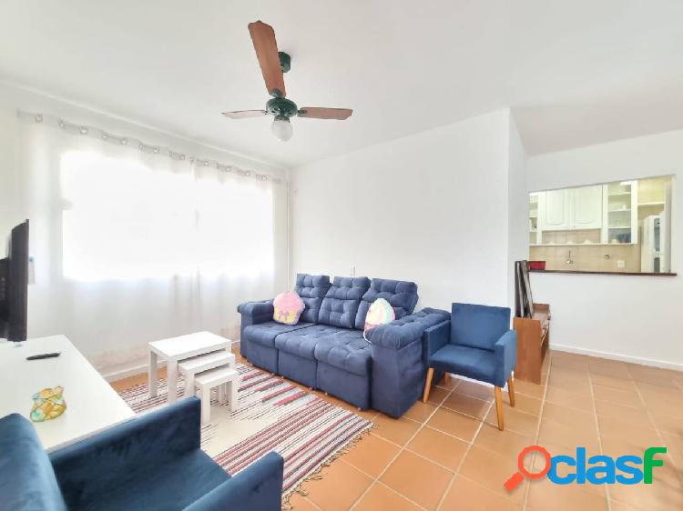 AMPLO APARTAMENTO, 02 SUÍTES A 200m DA PRAIA!