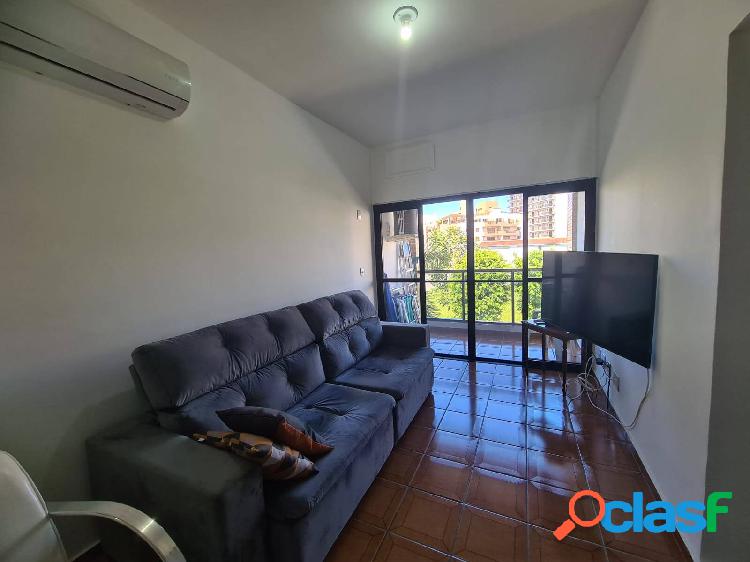 AMPLO APARTAMENTO DE FRENTE, PORTARIA 24H!