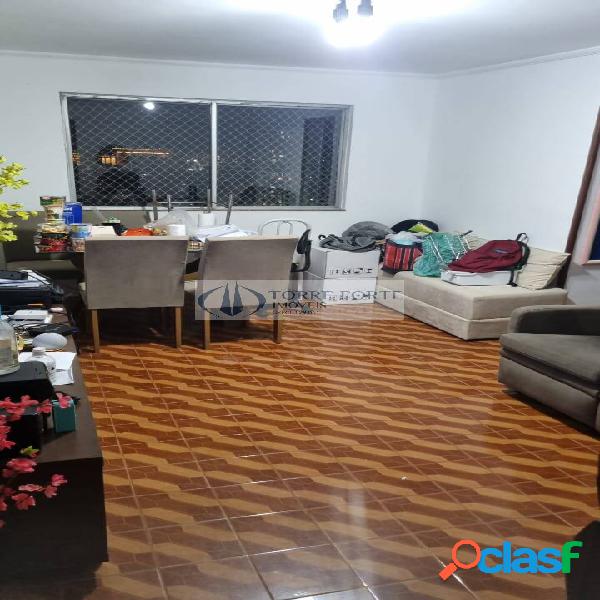 Apartamento 2 dormitórios. 1 vaga prox. ao metro