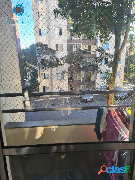 Apartamento 57 m² - 2 dormitórios - Condomínio com lazer