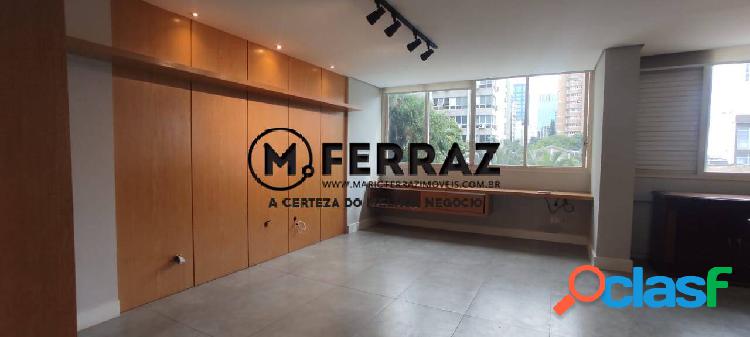 Apartamento reformado de 137m², 2 suítes no coração do