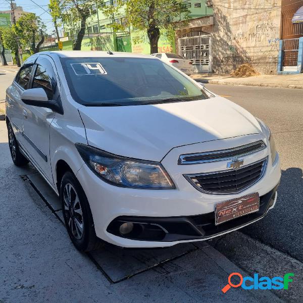 CHEVROLET ONIX HATCH LTZ 1.4 8V FLEXPOWER 5P MEC. BRANCO