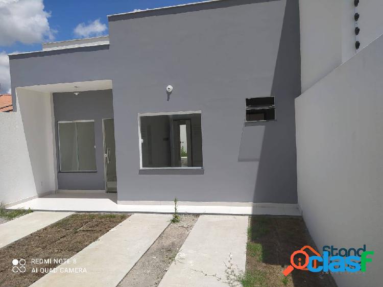 Casa 3/4 sendo 1 suíte na Mangabeira