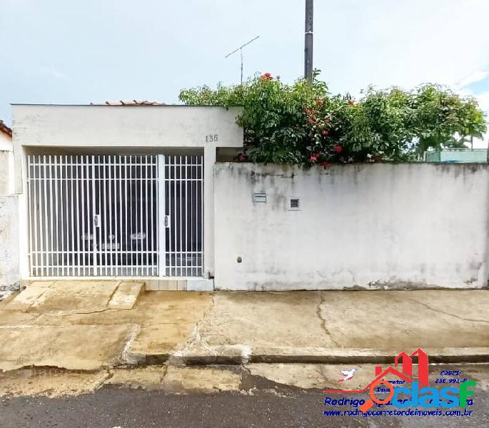 Casa a Venda de 2 dormitórios - Vila Xavier -Birigui