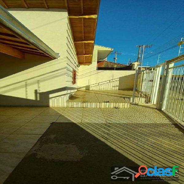 Casa com 3 quartos, 200m², à venda em Poços de Caldas,