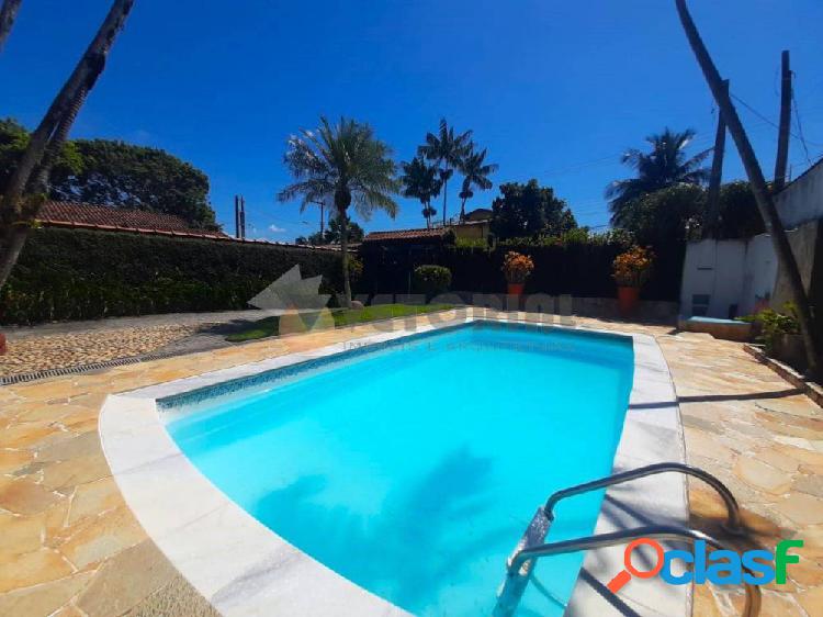 Casa com 4 quartos, 360m², à venda em Caraguatatuba,