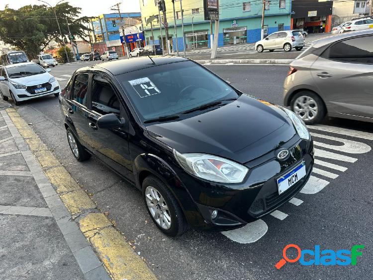 FORD FIESTA SEDAN SE 1.6 8V FLEX 4P PRETO 2014 1.6 FLEX