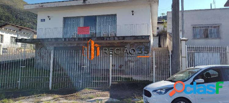 VENDE-SE CASA DE ESQUINA NO JARDIM DOS ESTADOS