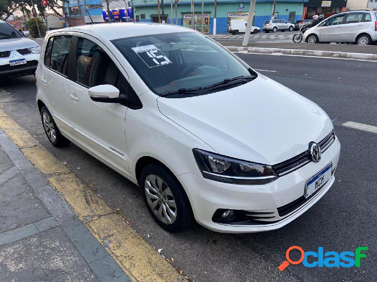 VOLKSWAGEN FOX COMFORTLINE 1.0 FLEX 8V 5P BRANCO 2015 1.0