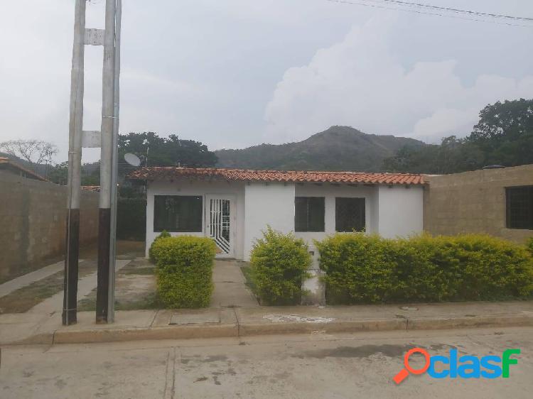 Vendo casa Pueblo de san diego Urbanización Paula Berbecia.