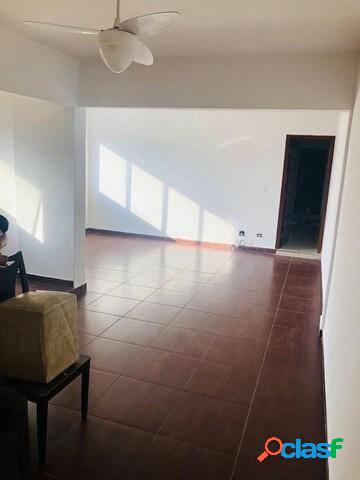 Apartamento 3 Dormitórios - Sacada - Garagem Demarcada -