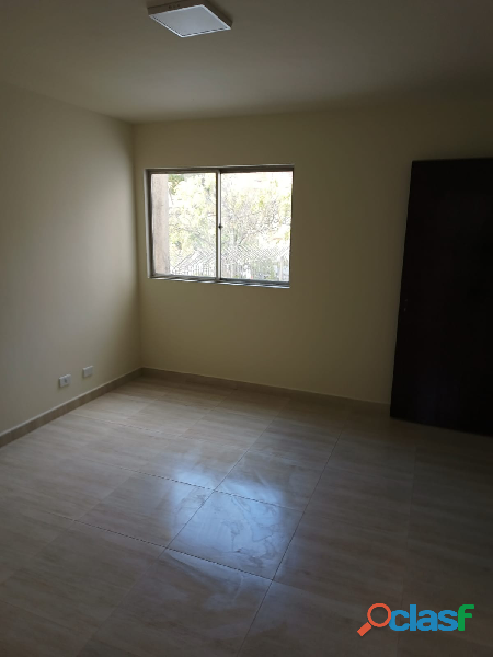 Apartamento no Bairro Ahú