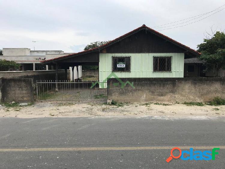 Casa com 3 dormitórios, 360m, a venda em Balneário Barra