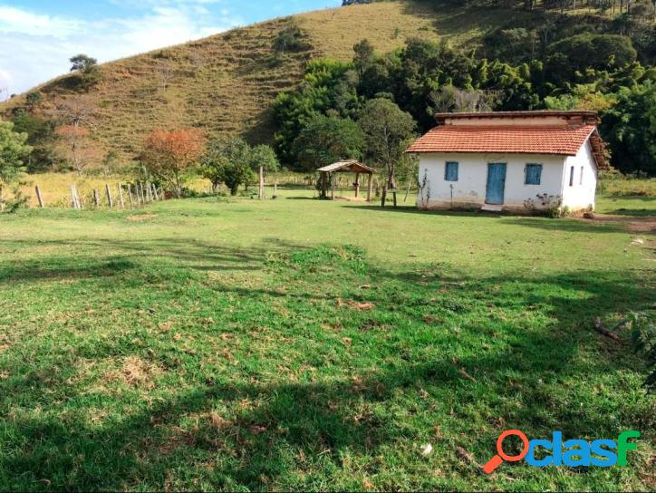 Chácara com 1 dormitório à venda, 4000 m² por R$