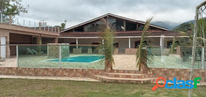 Chácara com 4 dormitórios à venda, 3250 m² por R$