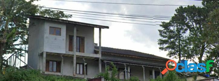 Sobrado 2 dorm. com 115 m² por R$ 550.000, Vila Suissa -