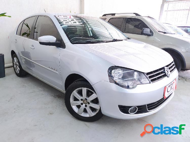 VOLKSWAGEN POLO SED. COMFORT. 1.6 MI TOT. FLEX 8V PRATA 2013