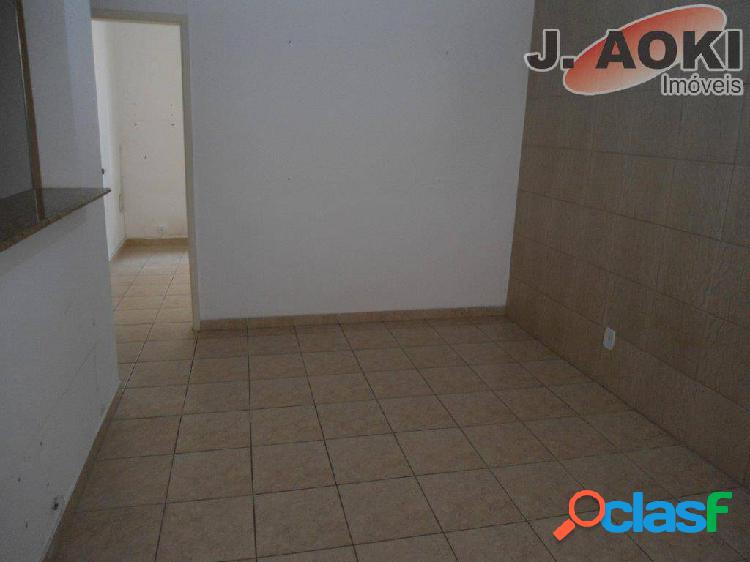 Apartamento para aluguel possui 55 m² com 2 quartos em Vila